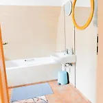 Σπίτι διακοπών Modern Stone House In With Jacuzzi *