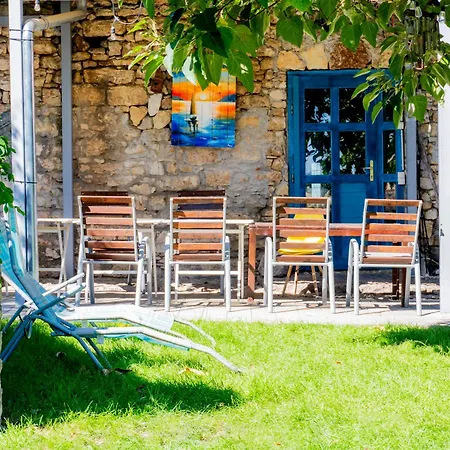 Modern Stone House In With Jacuzzi *