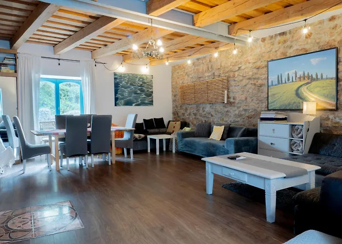 Nyaraló Modern Stone House In With Jacuzzi Balatonfüred