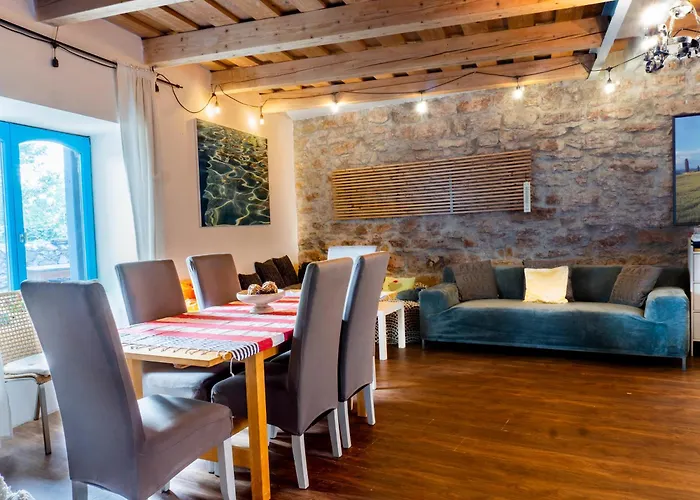 Modern Stone House In With Jacuzzi Balatonfüred